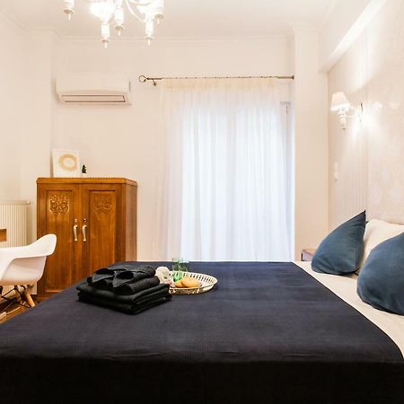 Classy Private Double Rooms In Apartment Next To Acropolis Атина Екстериор снимка