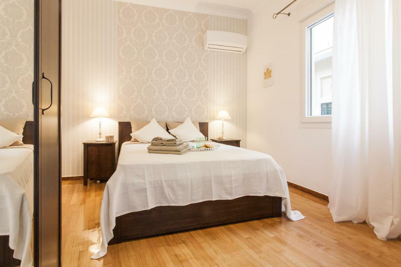 Classy Private Double Rooms In Apartment Next To Acropolis Атина Екстериор снимка
